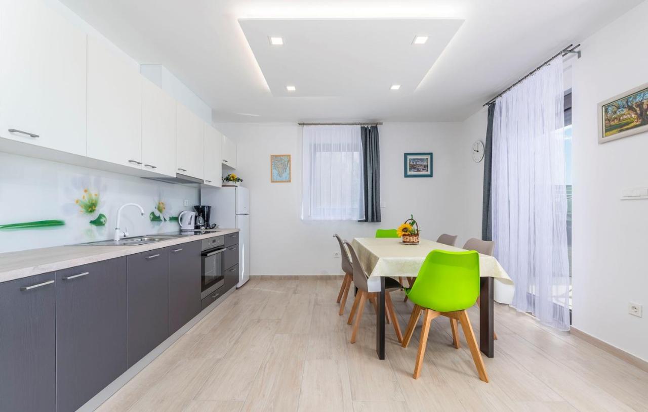 Apart Residence Blue Sea Poreč Buitenkant foto