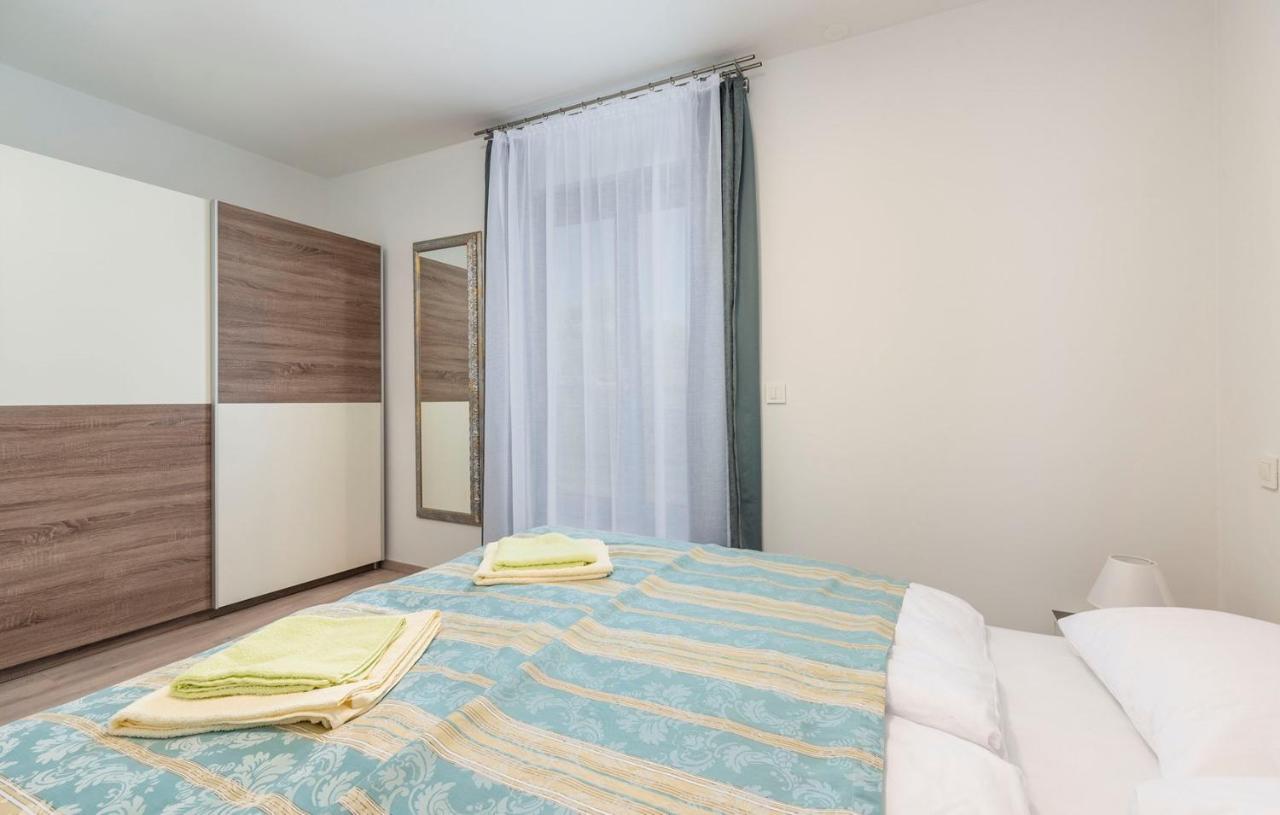 Apart Residence Blue Sea Poreč Buitenkant foto