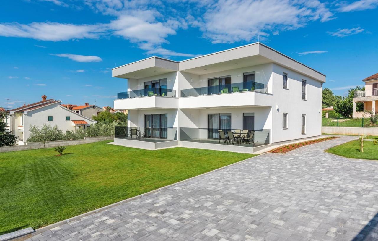 Apart Residence Blue Sea Poreč Buitenkant foto